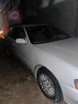 تويوتا كريستا